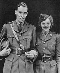 1941 wedding photo of Dorothea Rodwell to Peter Phizackerley