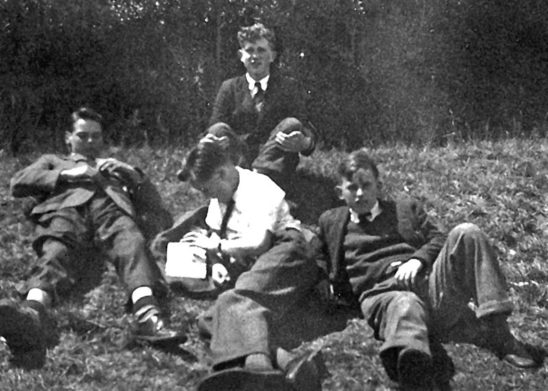 Lunchtime 1958. Walpole, CD Leech, Tony Wood, ?